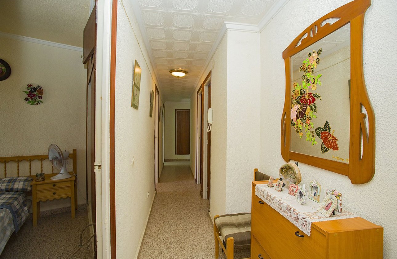 Reventa - Apartamento / piso -
Torrevieja - La Mata