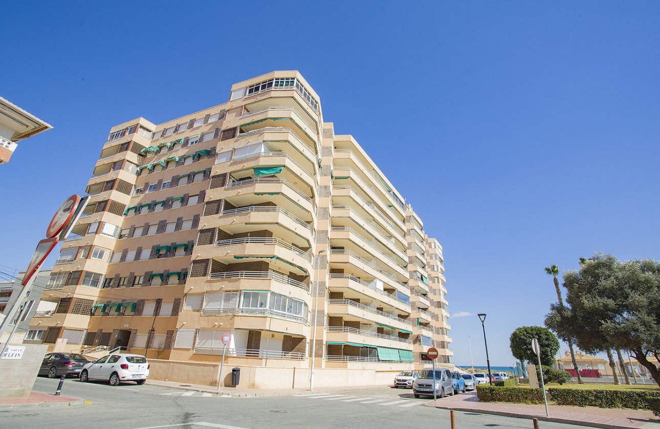 Reventa - Apartamento / piso -
Torrevieja - La Mata