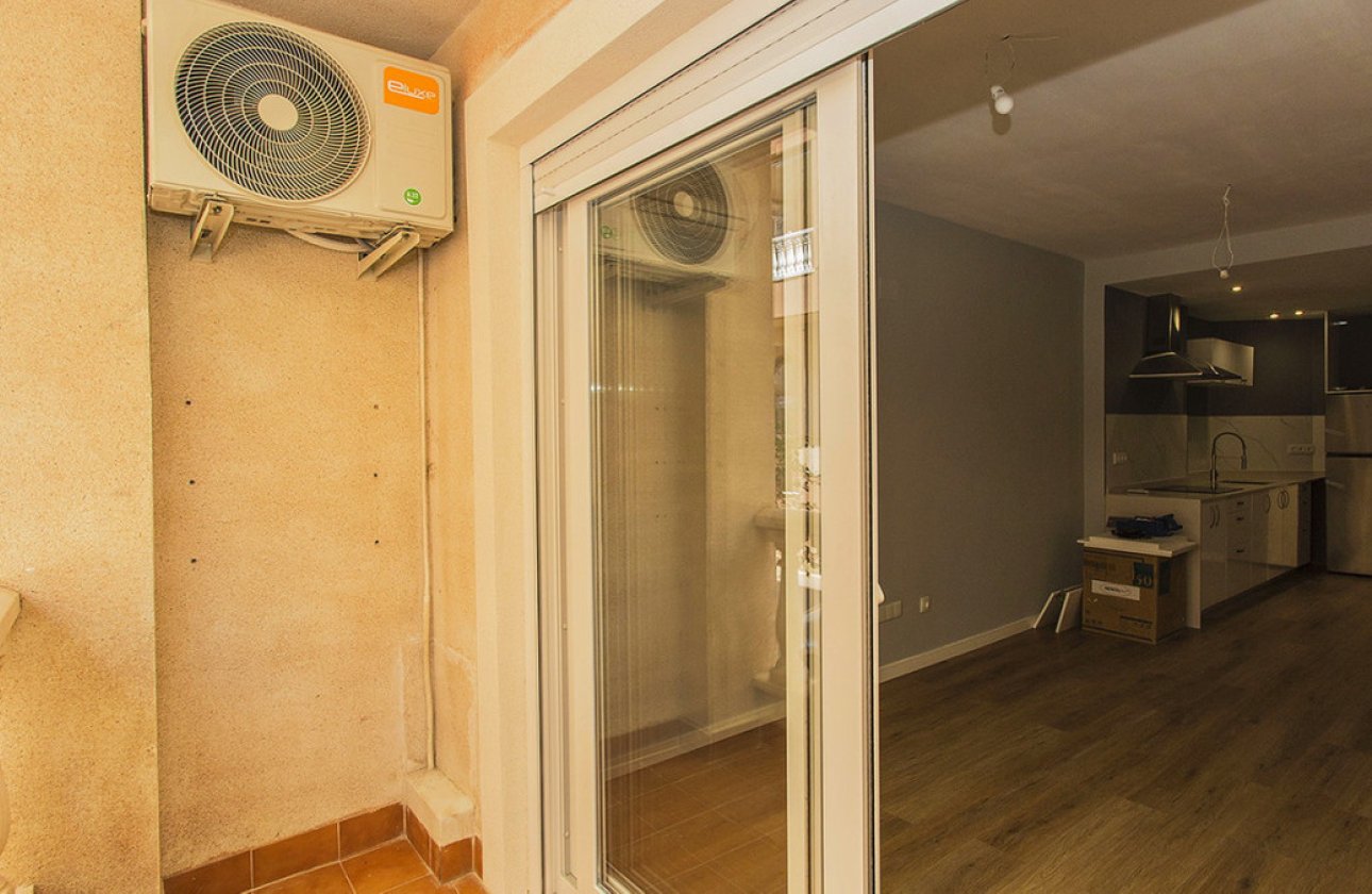 Reventa - Apartamento / piso -
Torrevieja - La Mata