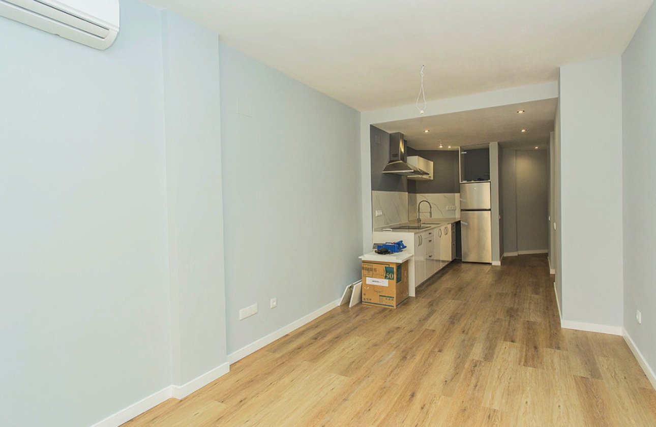 Reventa - Apartamento / piso -
Torrevieja - La Mata