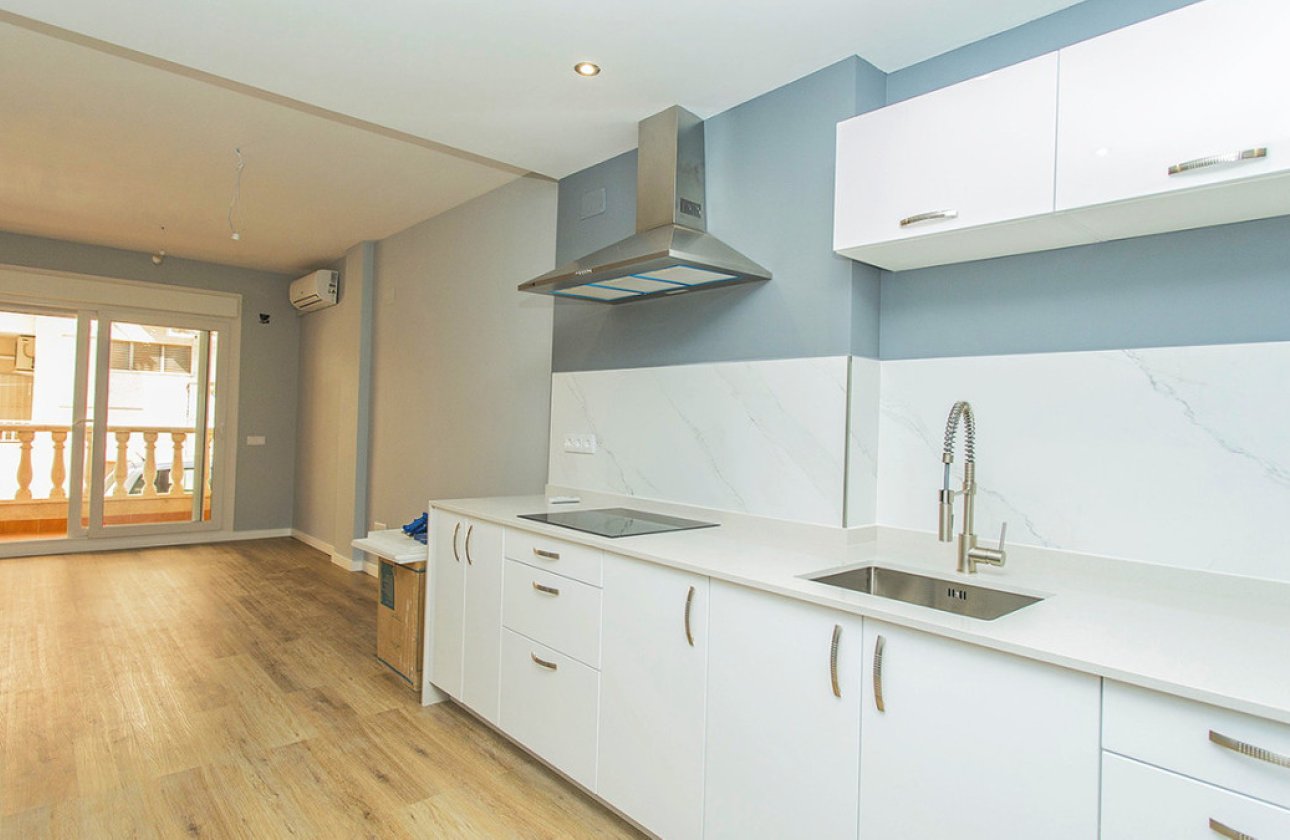 Reventa - Apartamento / piso -
Torrevieja - La Mata