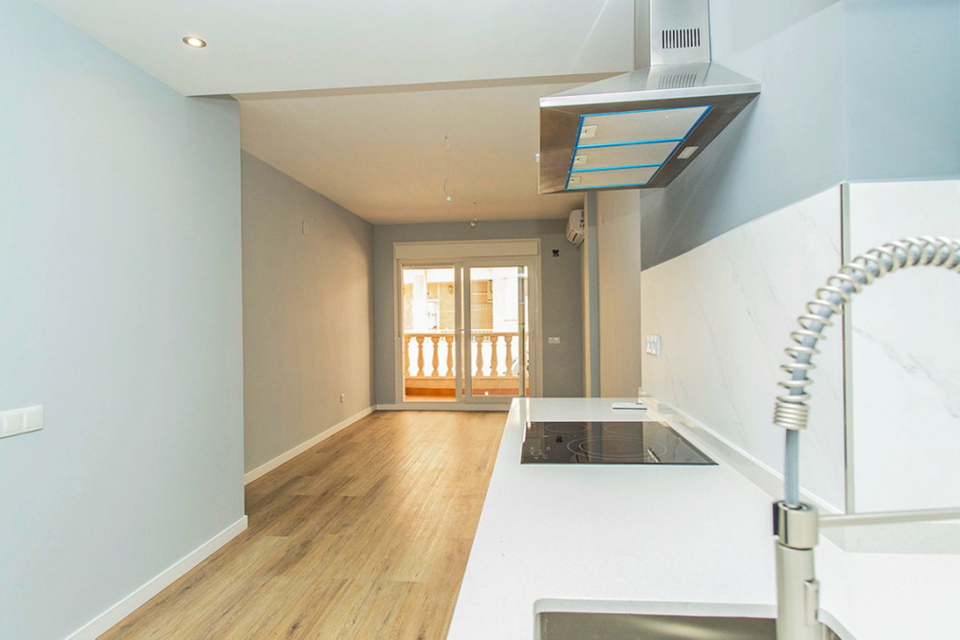 Reventa - Apartamento / piso -
Torrevieja - La Mata