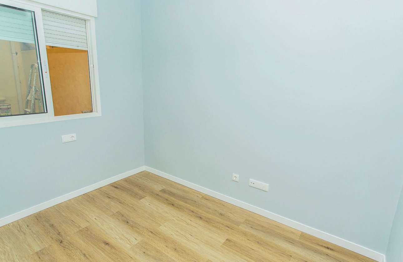 Reventa - Apartamento / piso -
Torrevieja - La Mata