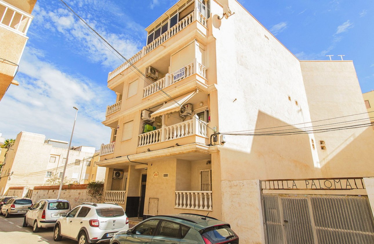 Reventa - Apartamento / piso -
Torrevieja - La Mata