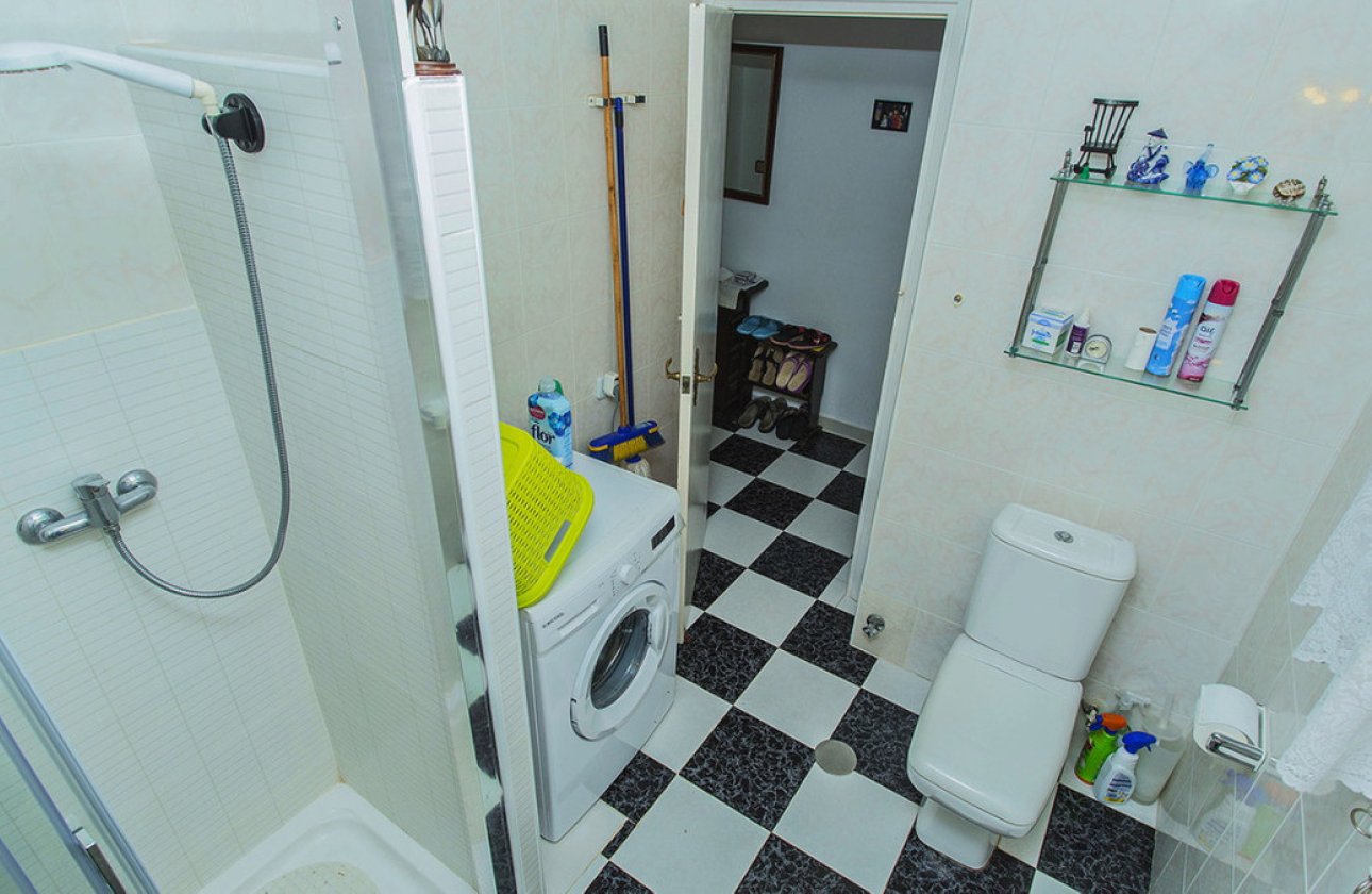 Reventa - Apartamento / piso -
Torrevieja - La Mata