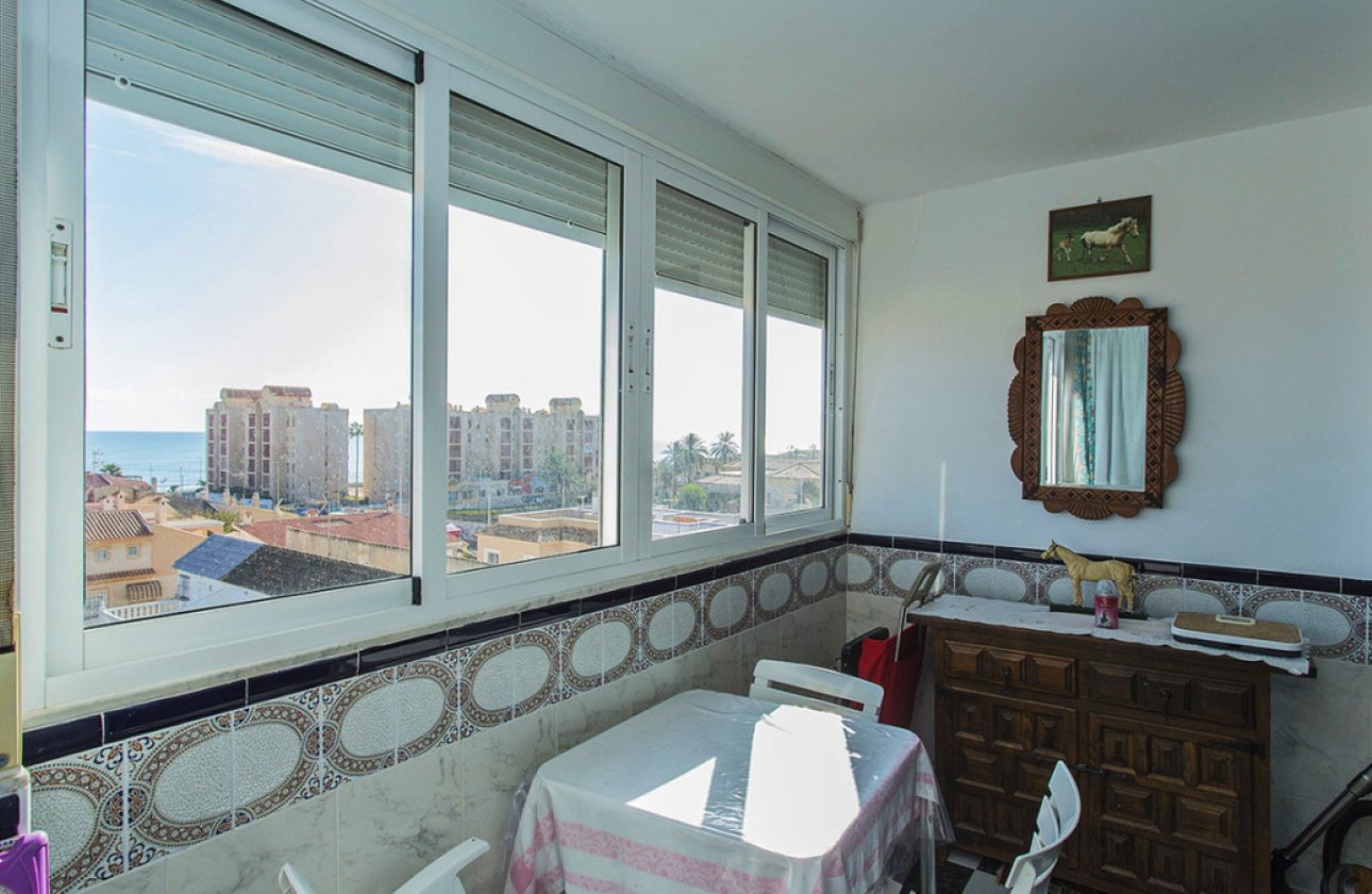 Reventa - Apartamento / piso -
Torrevieja - La Mata