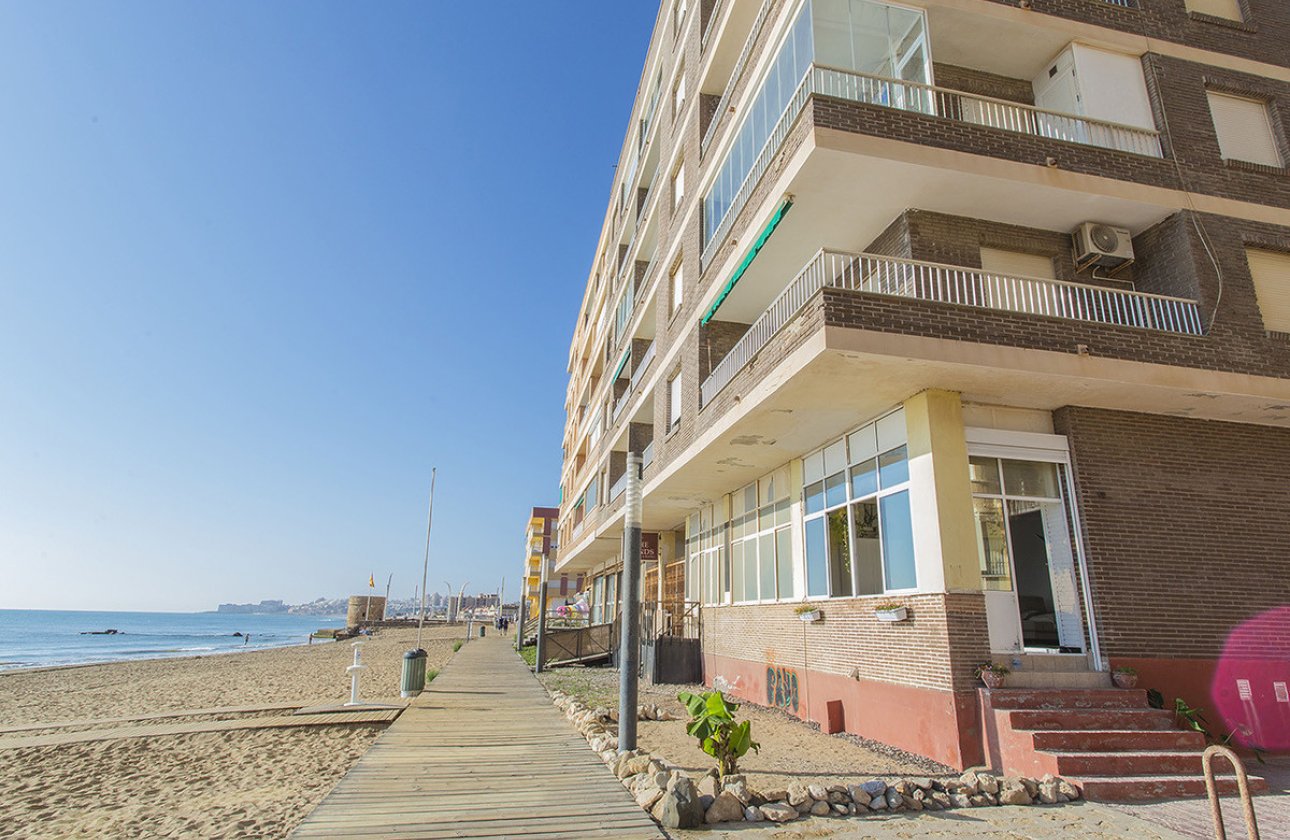 Reventa - Apartamento / piso -
Torrevieja - La Mata