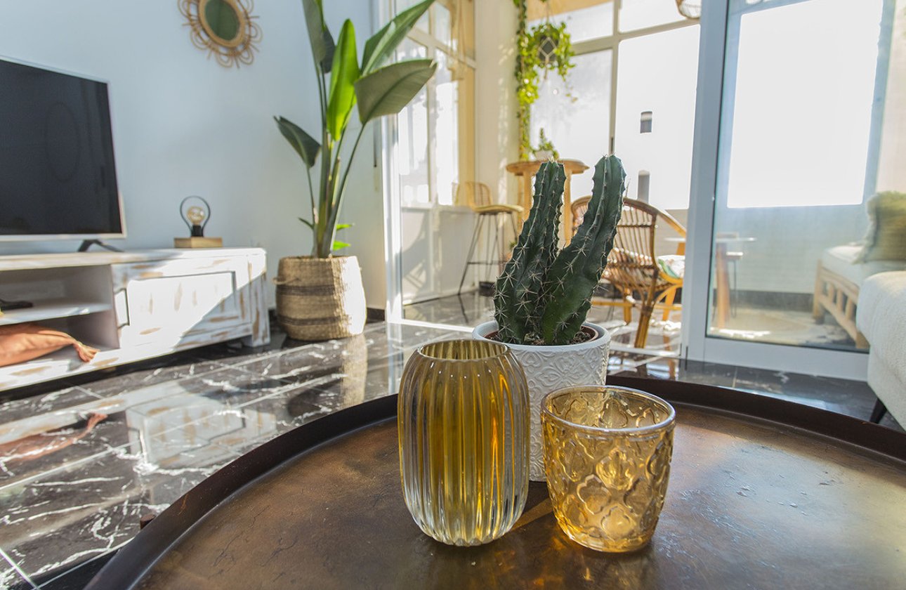 Reventa - Apartamento / piso -
Torrevieja - La Mata