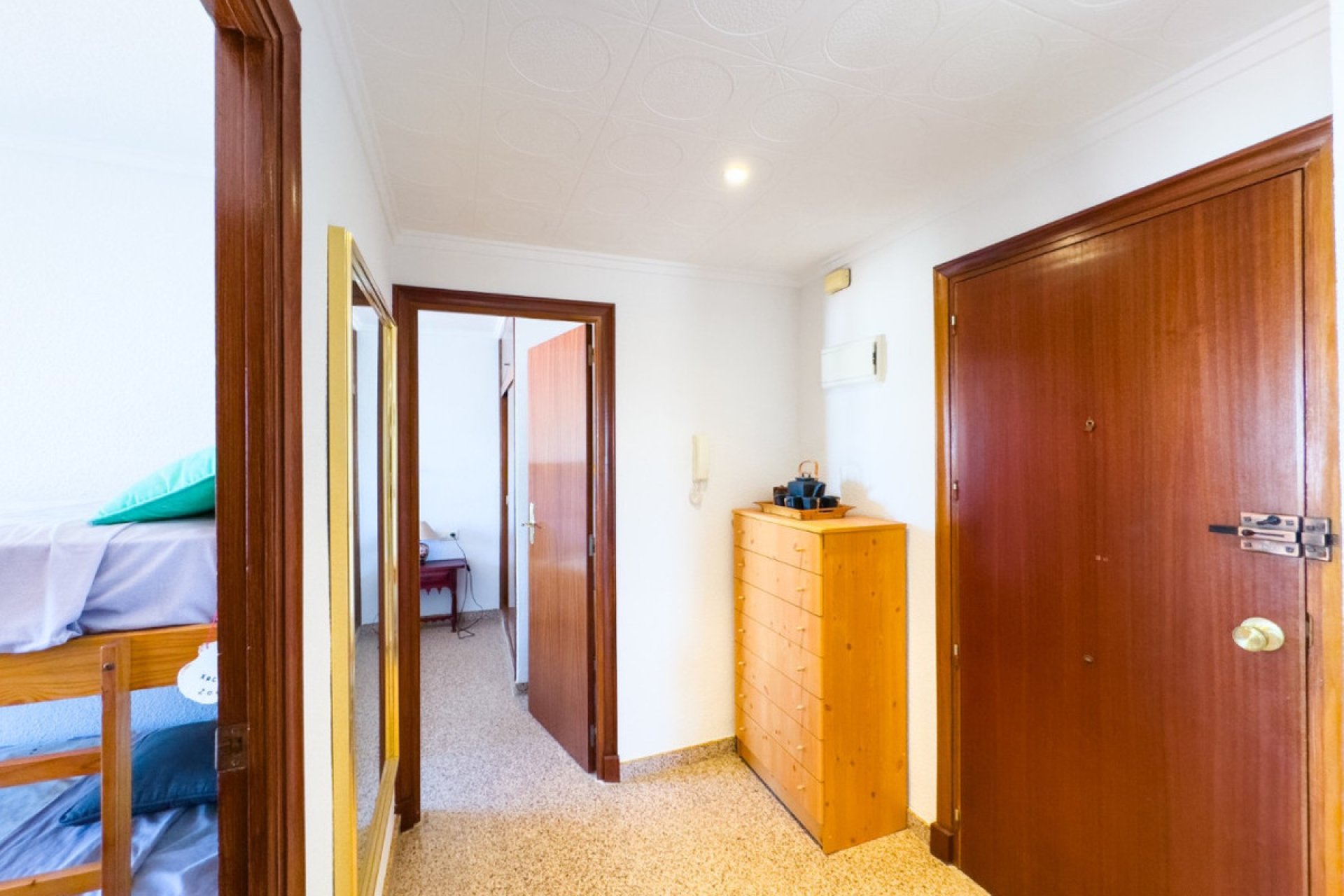 Reventa - Apartamento / piso -
Torrevieja - La Mata