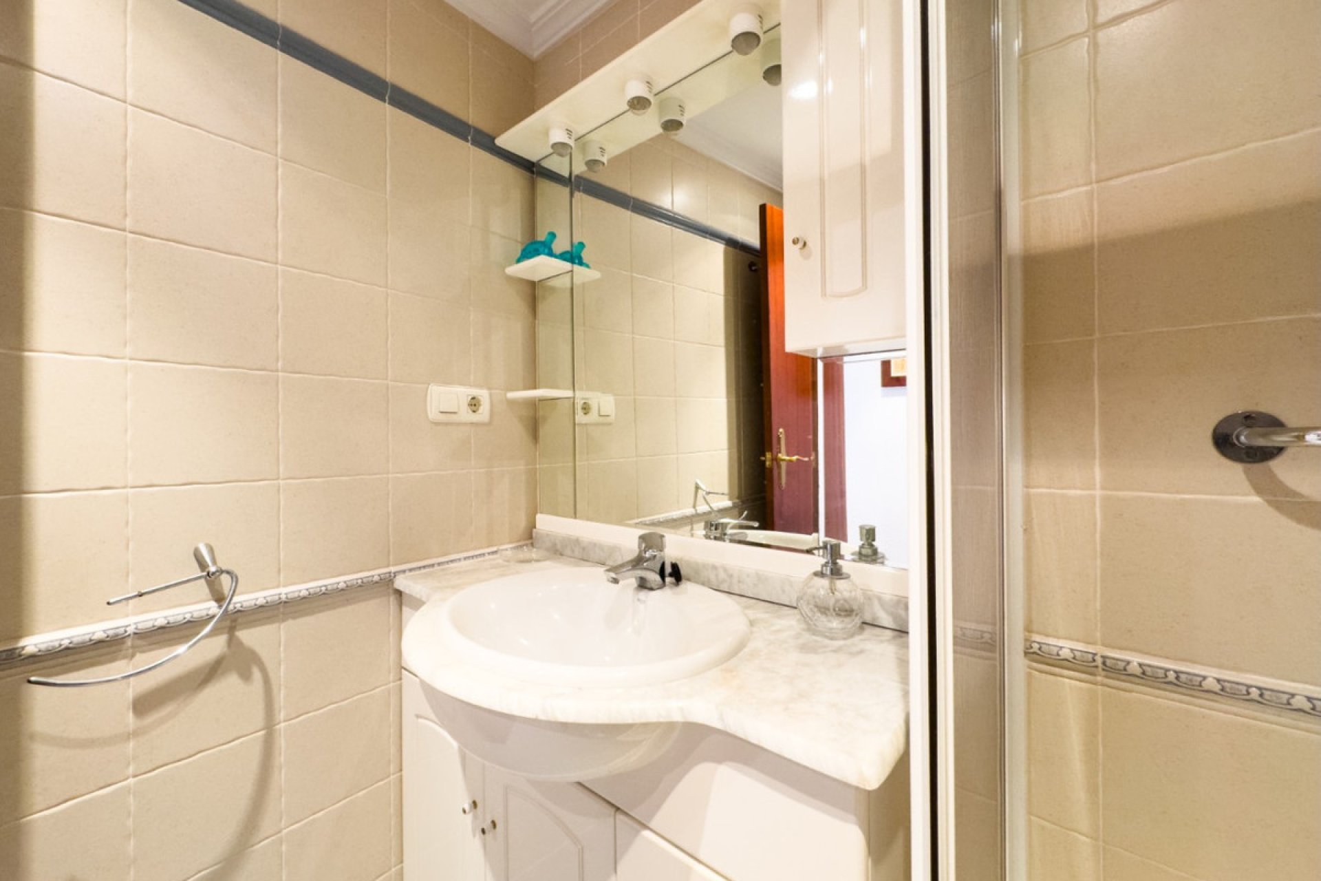 Reventa - Apartamento / piso -
Torrevieja - La Mata