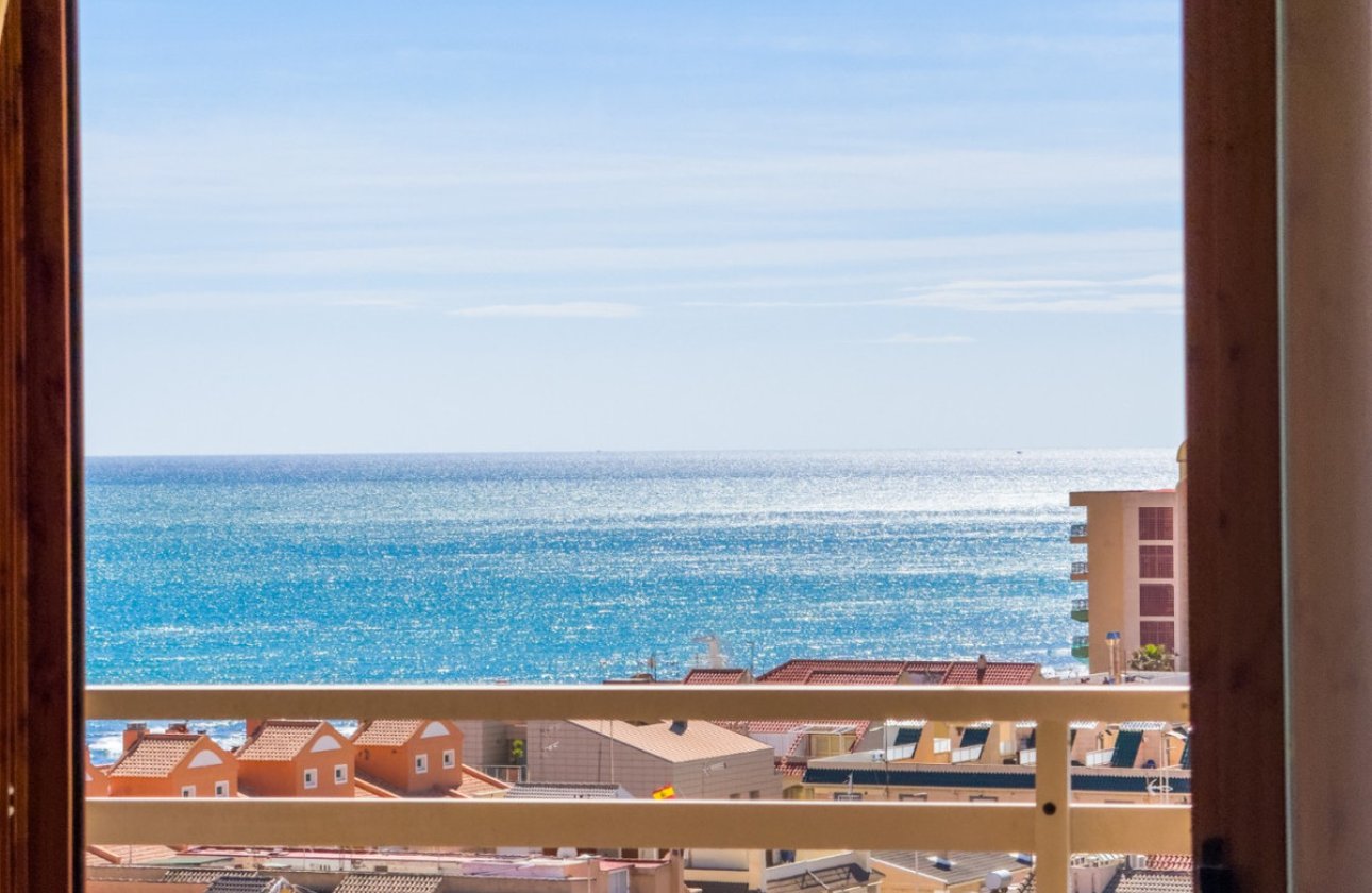 Reventa - Apartamento / piso -
Torrevieja - La Mata