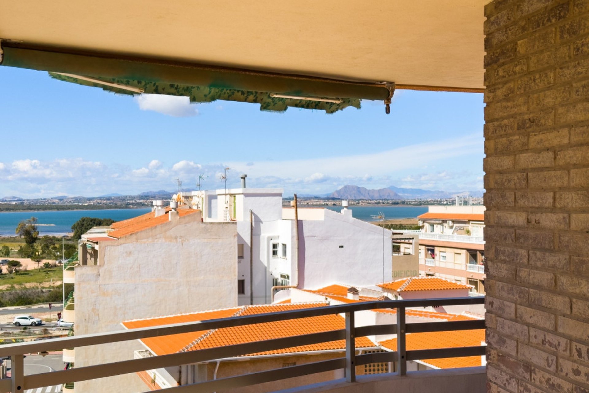 Reventa - Apartamento / piso -
Torrevieja - La Mata