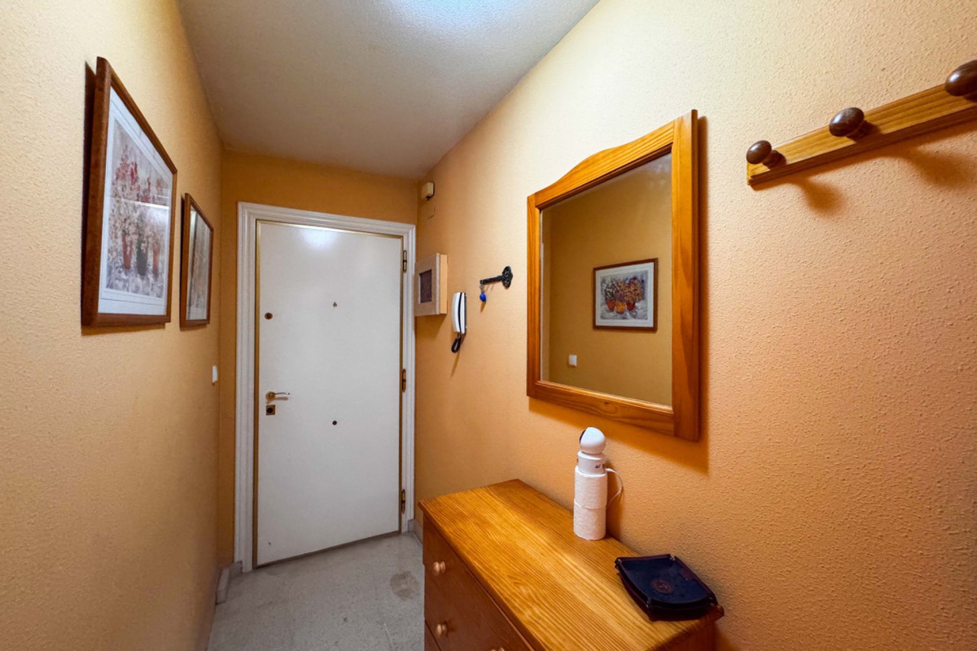 Reventa - Apartamento / piso -
Torrevieja - La Mata