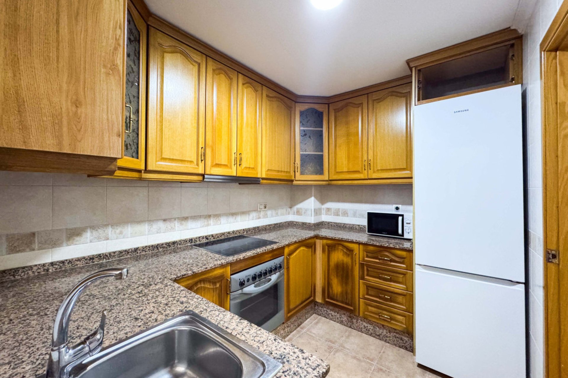 Reventa - Apartamento / piso -
Torrevieja - La Mata