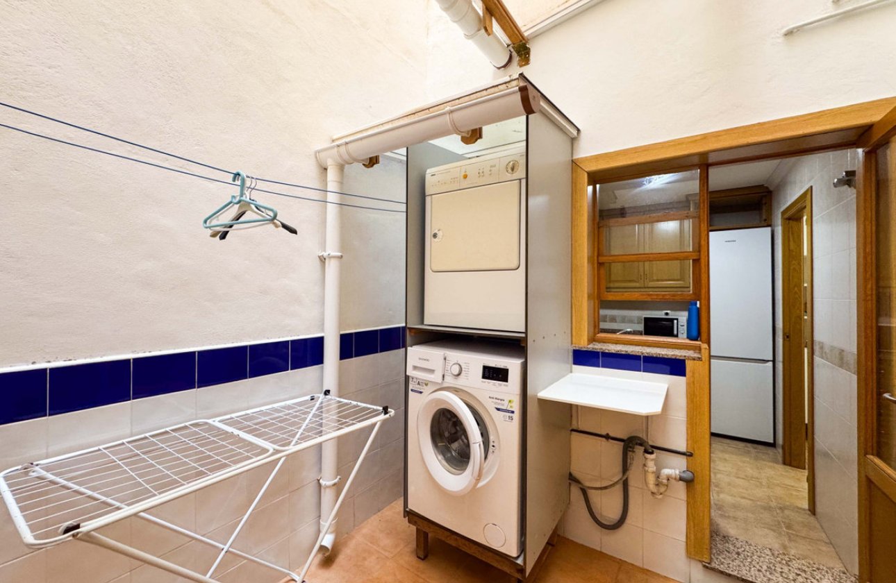 Reventa - Apartamento / piso -
Torrevieja - La Mata