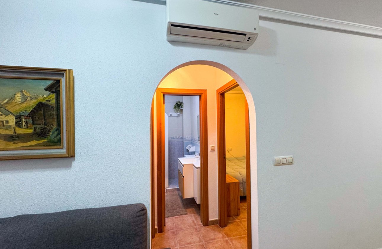 Reventa - Apartamento / piso -
Torrevieja - La Mata