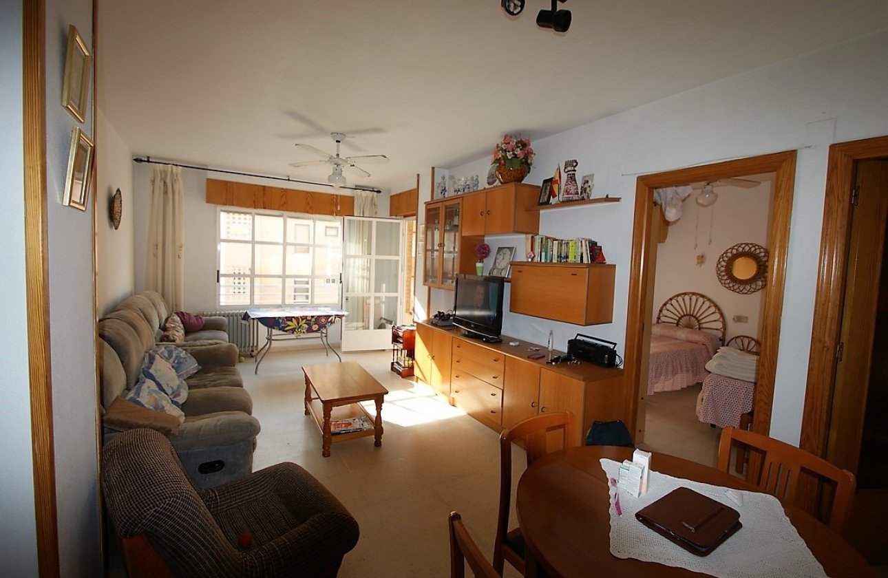 Reventa - Apartamento / piso -
Torrevieja - La Mata