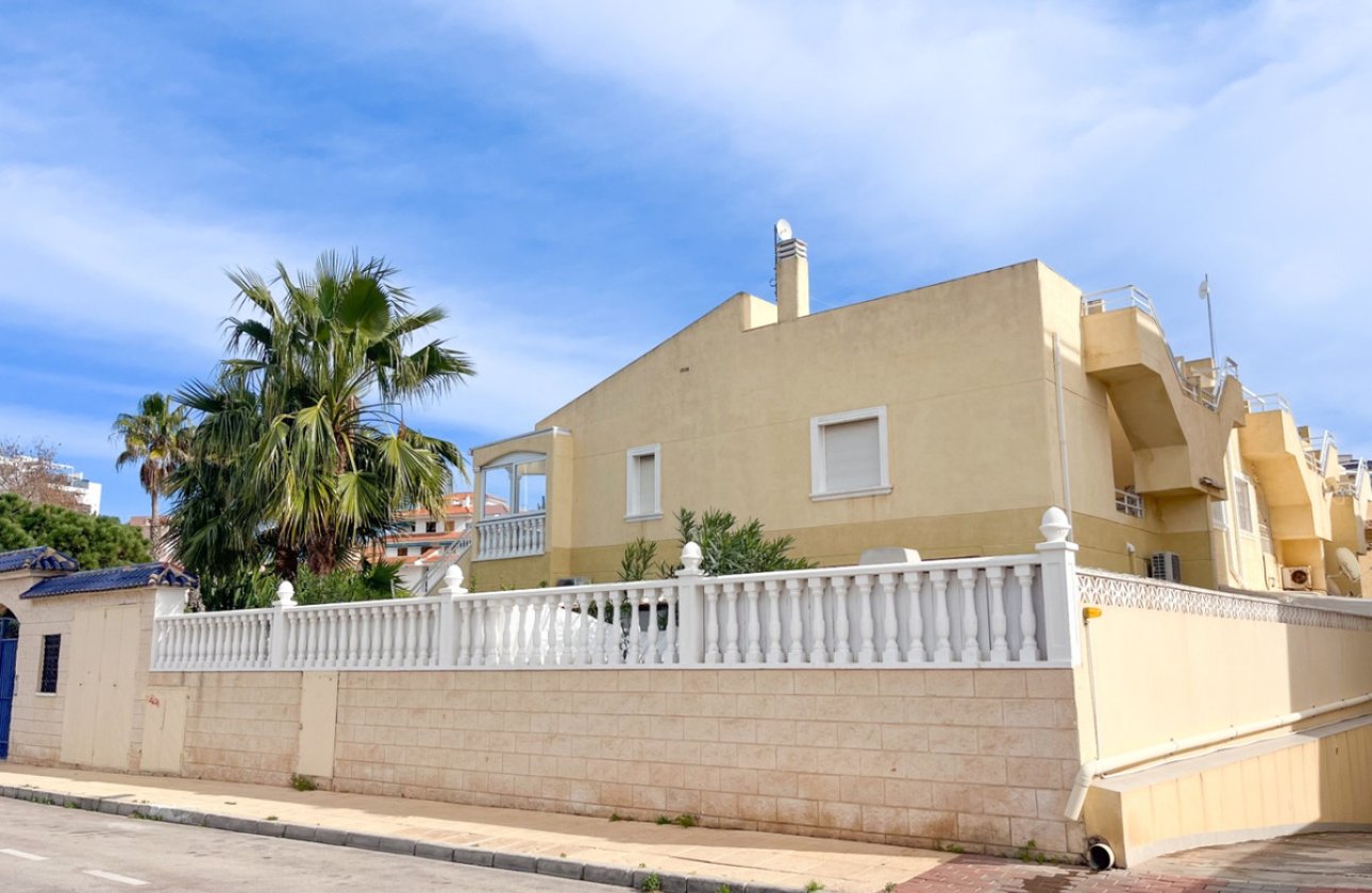 Reventa - Apartamento / piso -
Torrevieja - La Mata