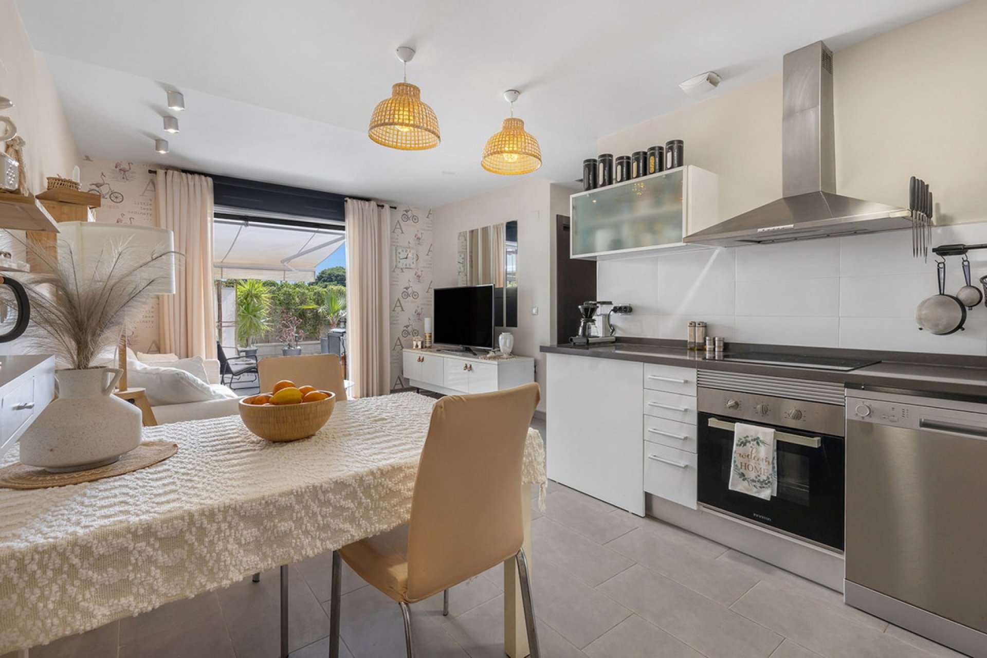 Reventa - Apartamento / piso -
Torrevieja - La Mata