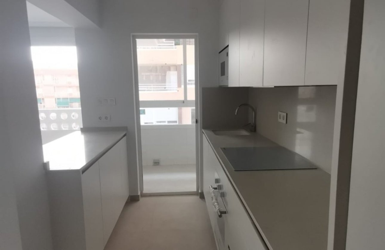 Reventa - Apartamento / piso -
Torrevieja - La Mata