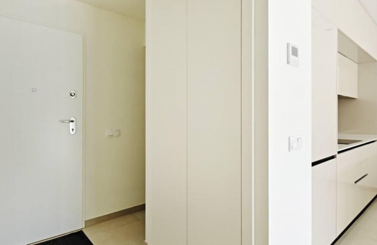 Reventa - Apartamento / piso -
Torrevieja - La Veleta