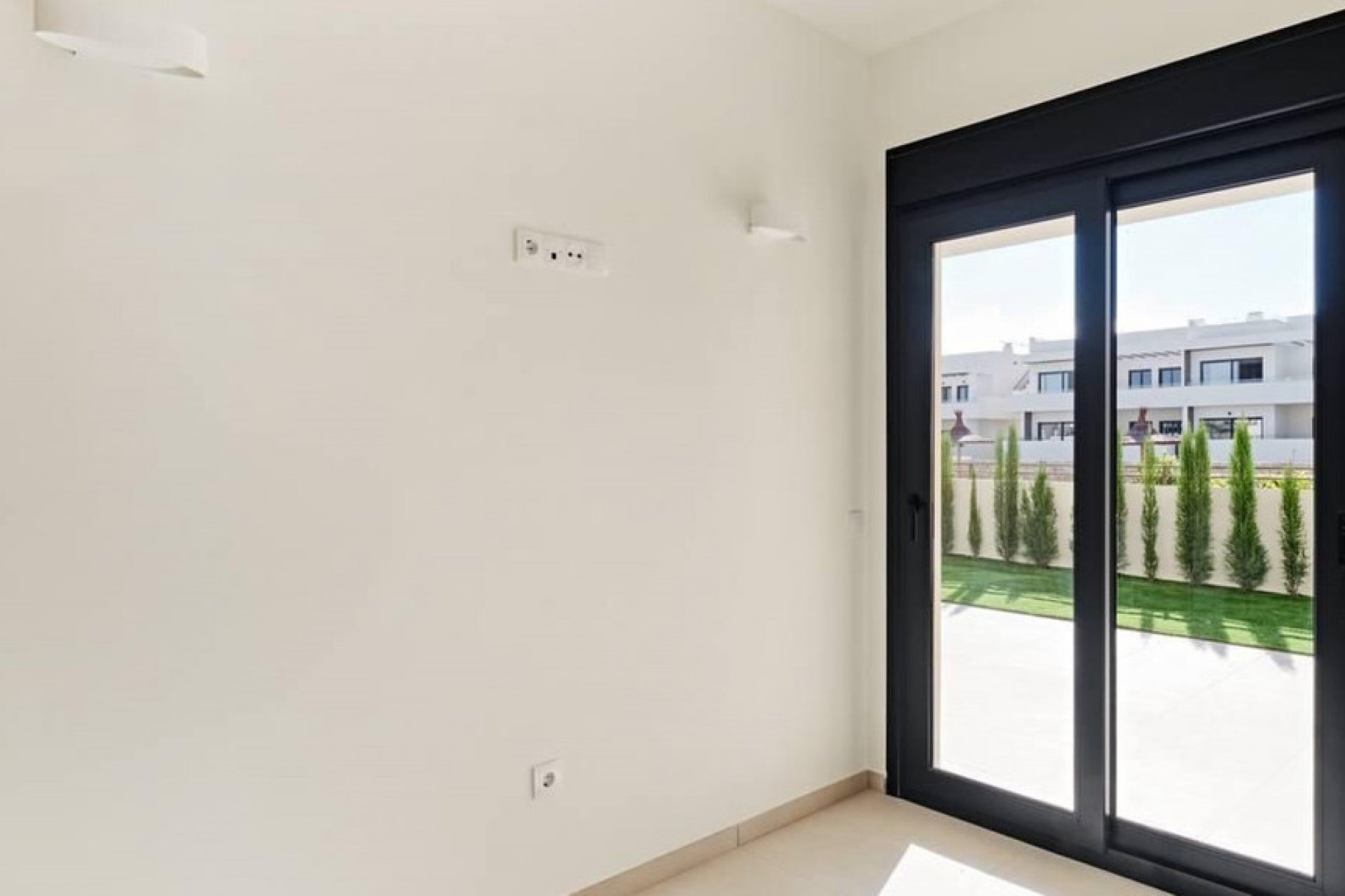 Reventa - Apartamento / piso -
Torrevieja - La Veleta