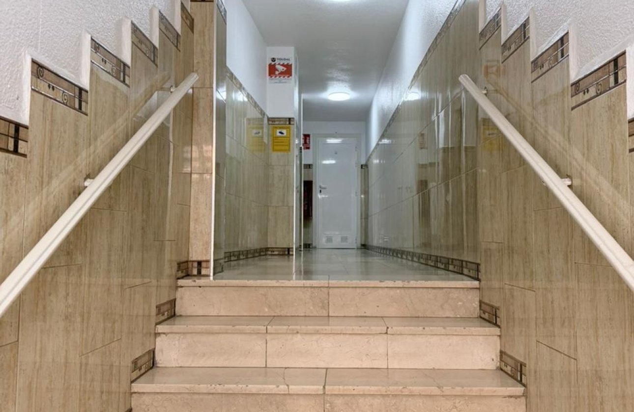 Reventa - Apartamento / piso -
Torrevieja - Playa del Cura