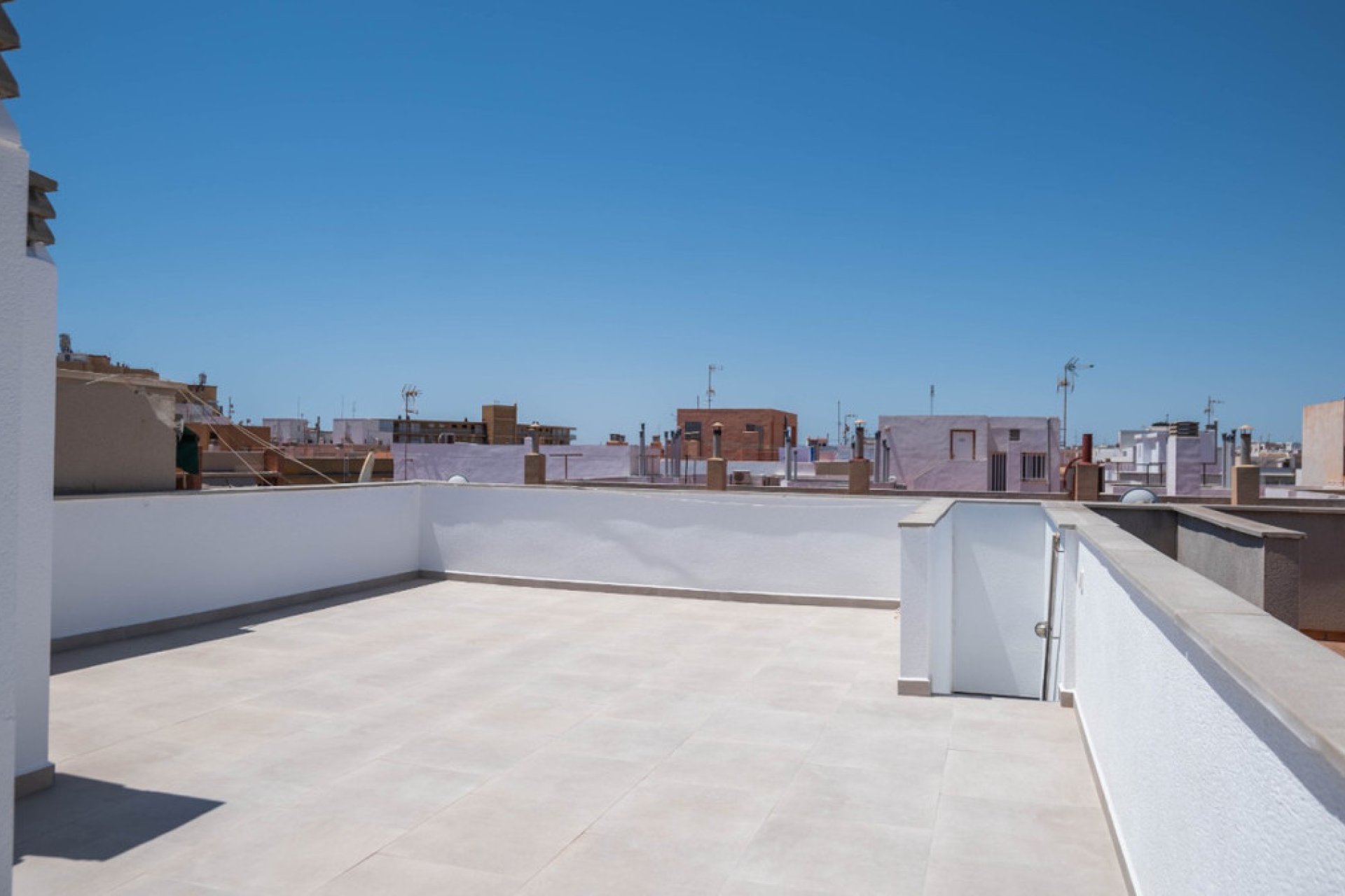 Reventa - Apartamento / piso -
Torrevieja - Playa del Cura