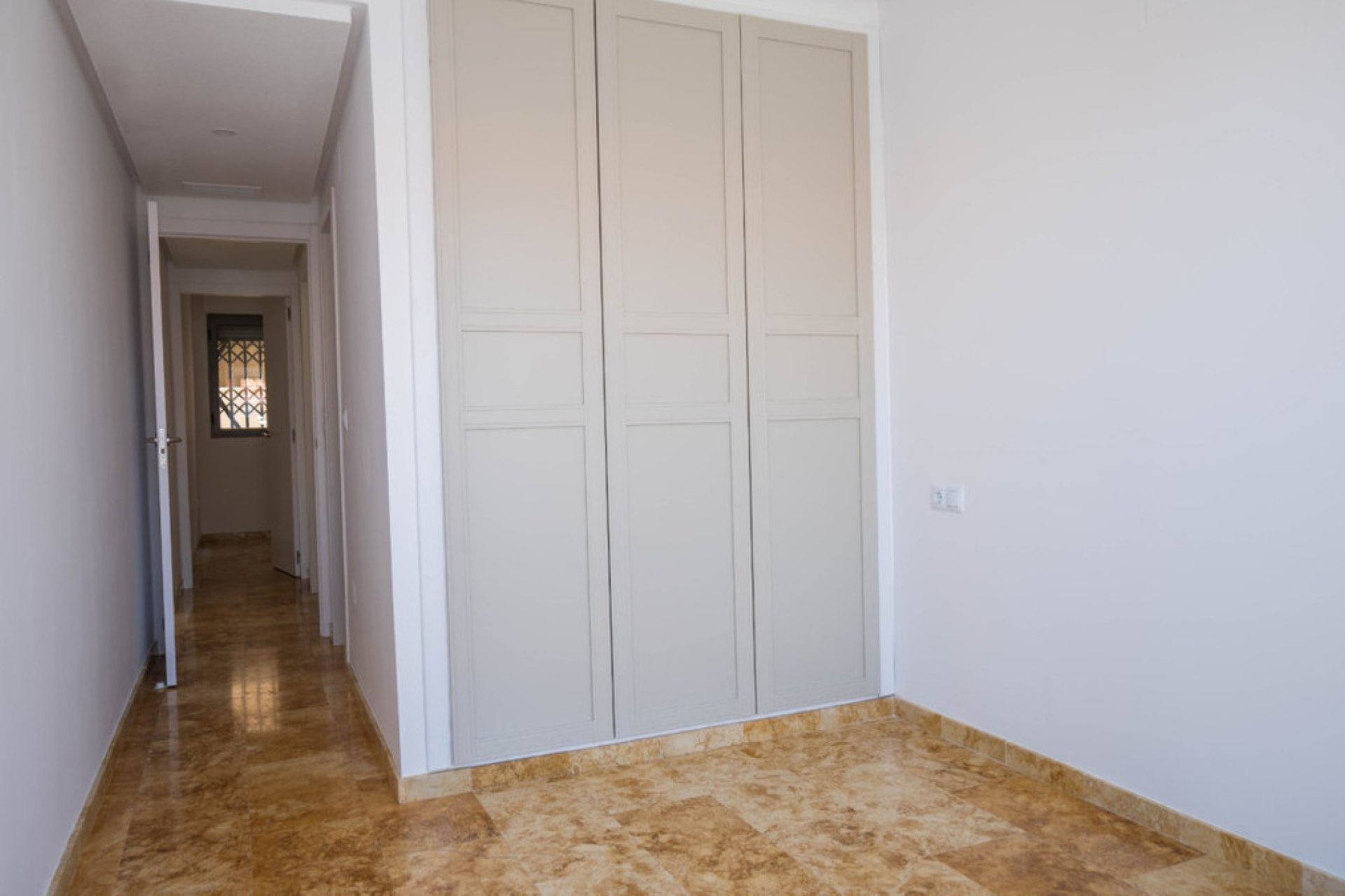 Reventa - Apartamento / piso -
Torrevieja - Playa del Cura