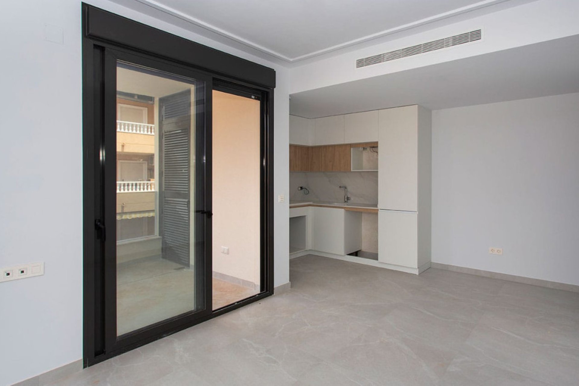 Reventa - Apartamento / piso -
Torrevieja - Playa del Cura