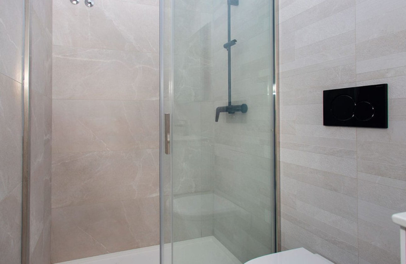 Reventa - Apartamento / piso -
Torrevieja - Playa del Cura