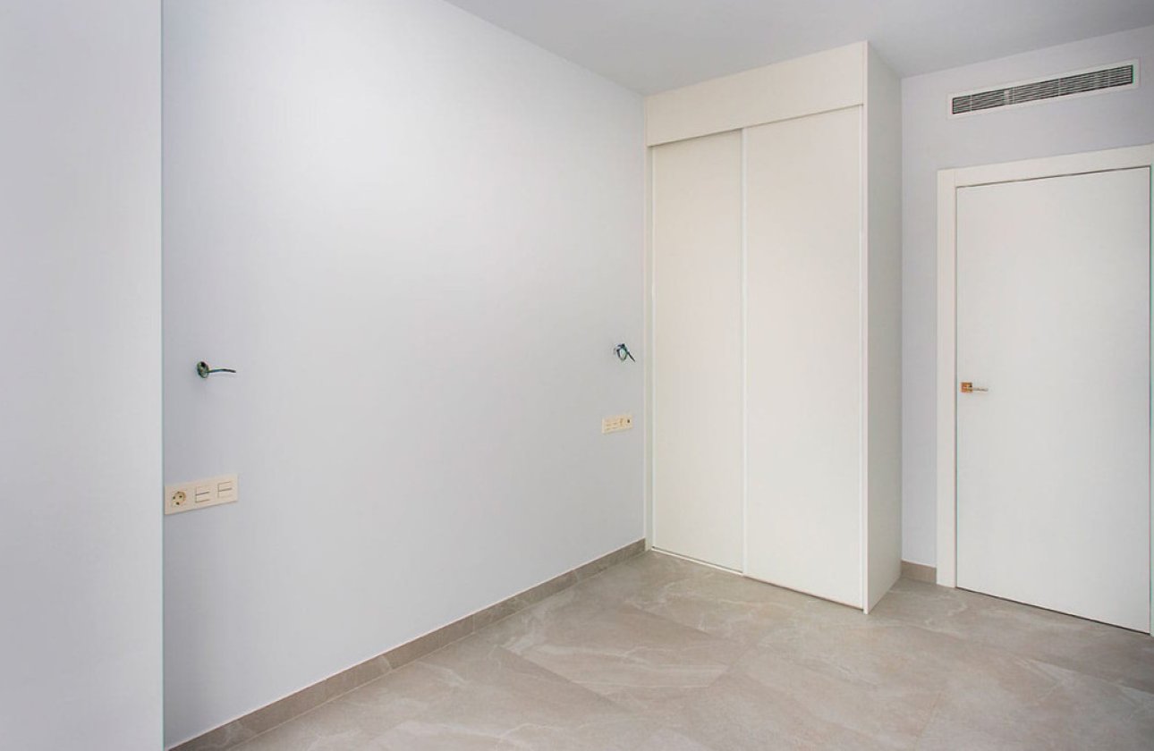 Reventa - Apartamento / piso -
Torrevieja - Playa del Cura