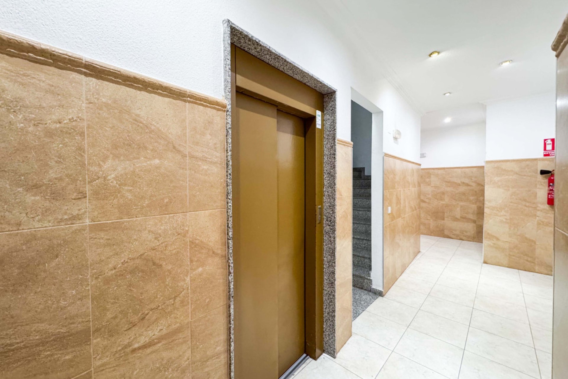 Reventa - Apartamento / piso -
Torrevieja - Playa del Cura