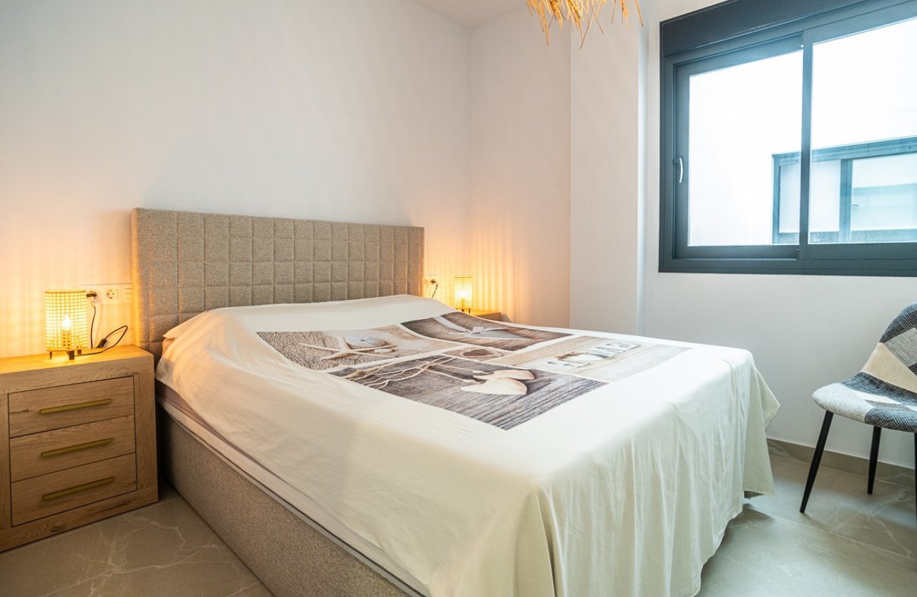 Reventa - Apartamento / piso -
Torrevieja - Playa del Cura