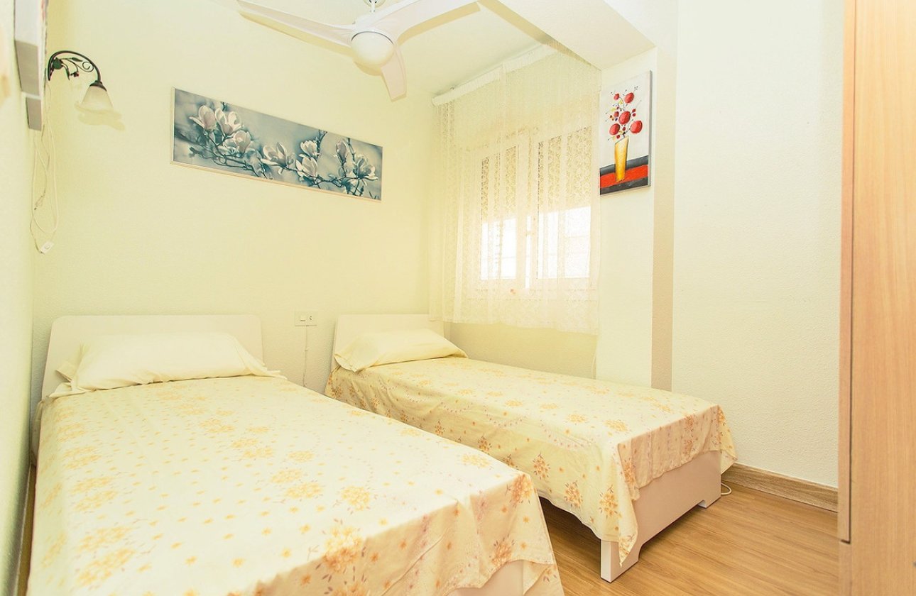 Reventa - Apartamento / piso -
Torrevieja - Playa del Cura