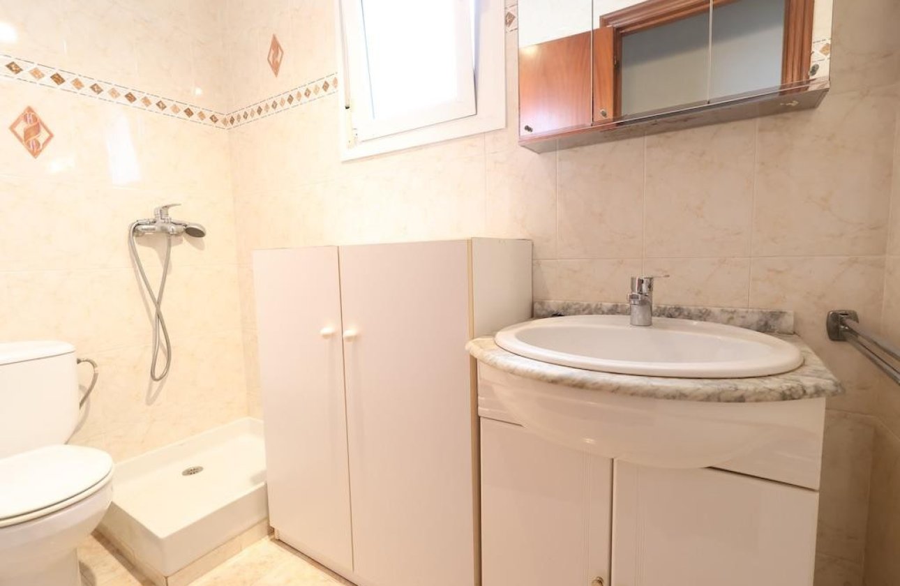 Reventa - Apartamento / piso -
Torrevieja - Playa del Cura