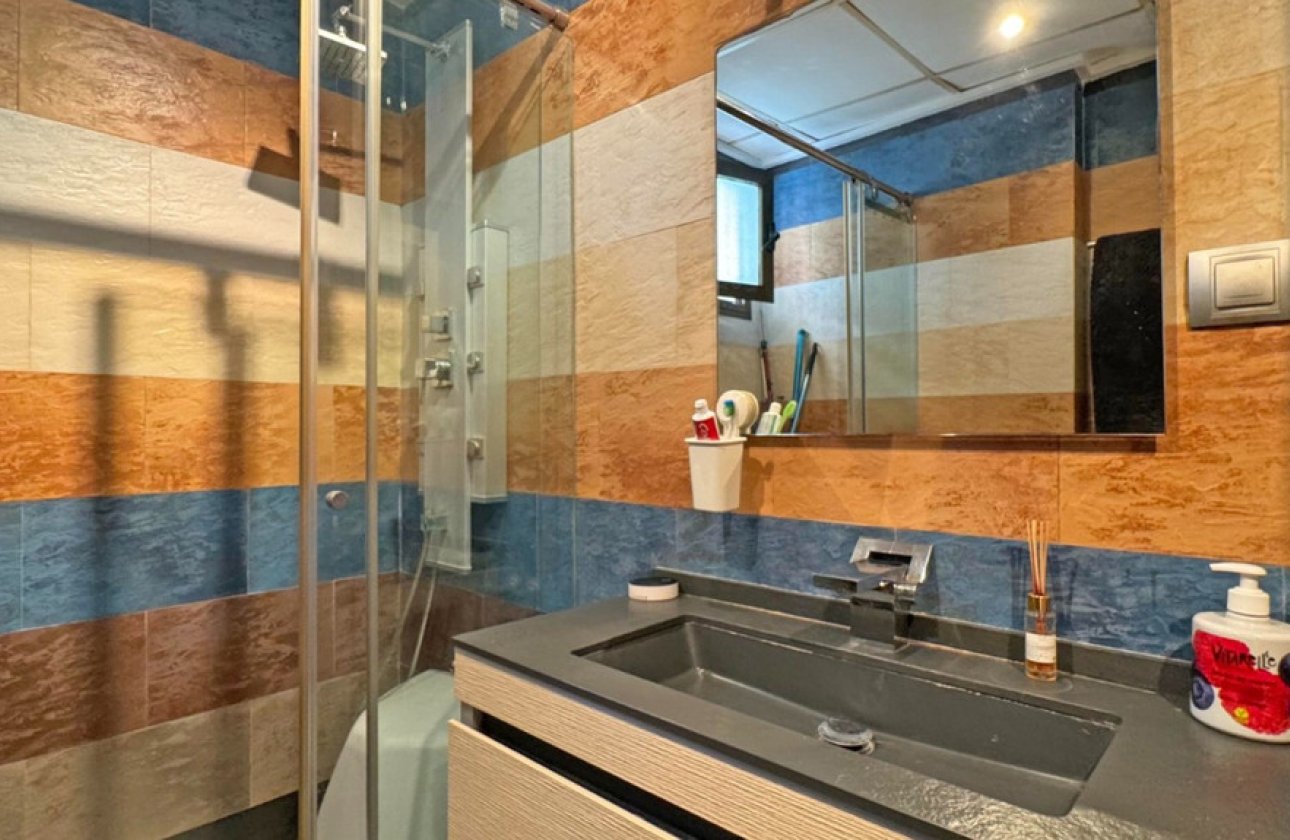 Reventa - Apartamento / piso -
Torrevieja - Playa del Cura