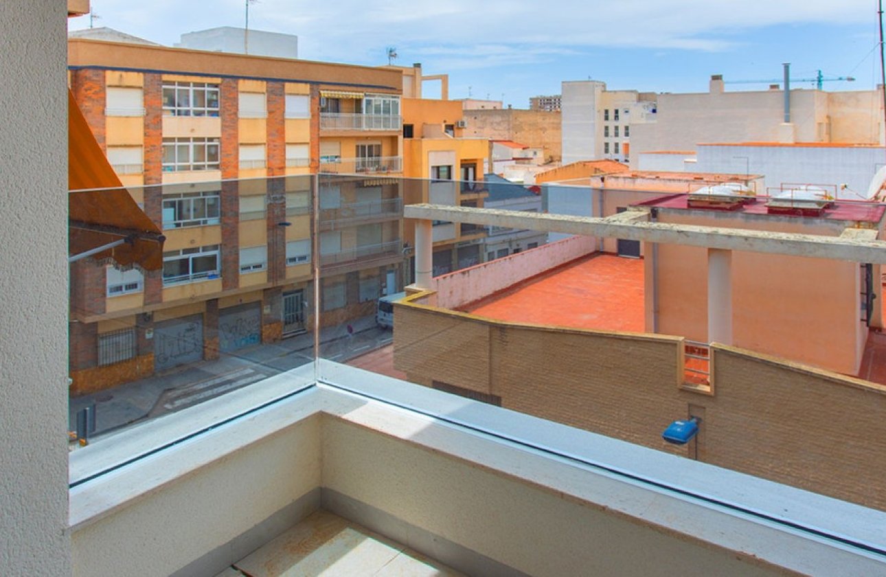 Reventa - Apartamento / piso -
Torrevieja - Playa del Cura