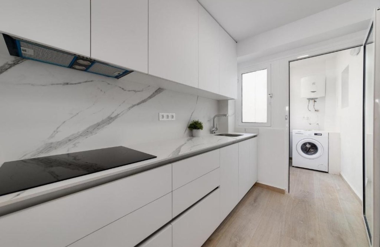 Reventa - Apartamento / piso -
Torrevieja - Playa del Cura