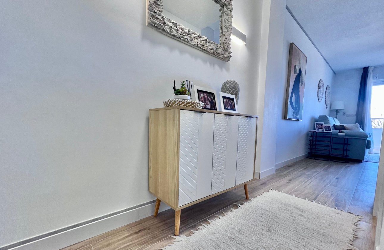 Reventa - Apartamento / piso -
Torrevieja - Punta Prima