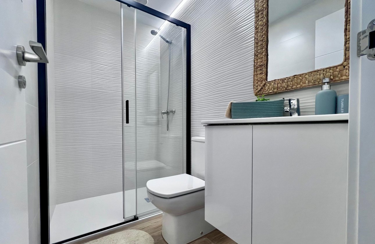 Reventa - Apartamento / piso -
Torrevieja - Punta Prima