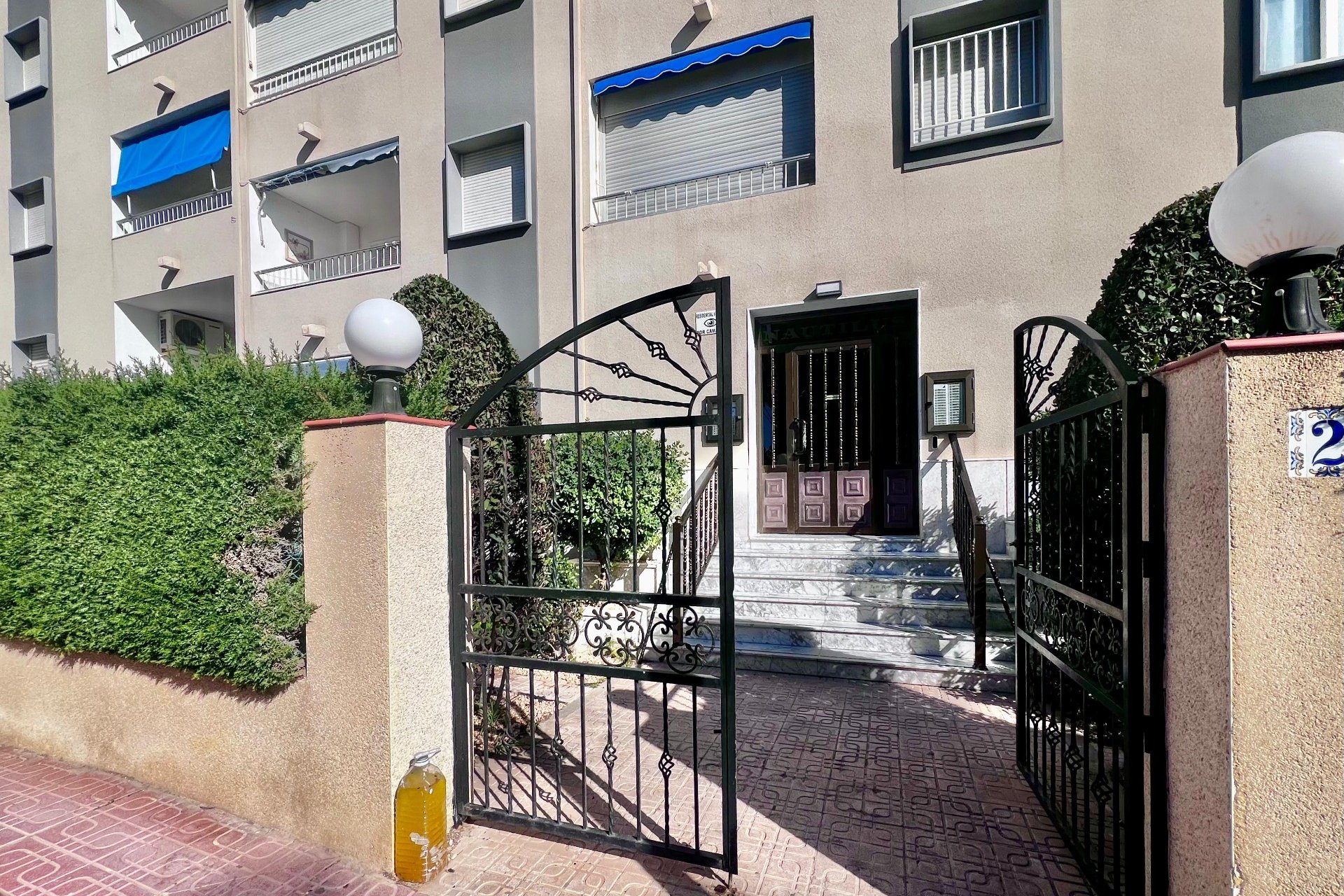 Reventa - Apartamento / piso -
Torrevieja - Punta Prima