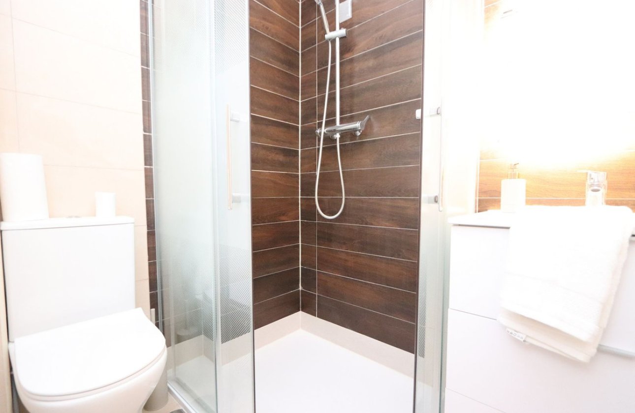 Reventa - Apartamento / piso -
Torrevieja - Torrevieja Centro