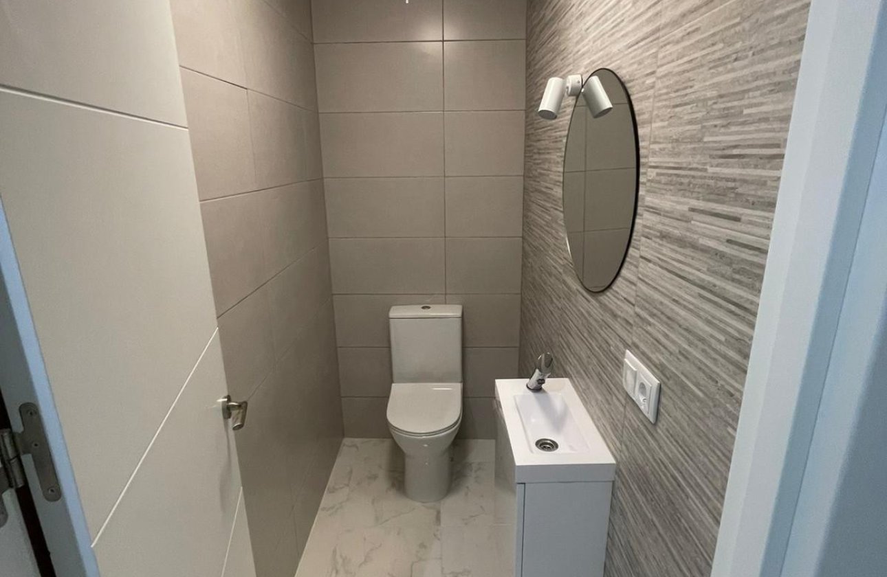 Reventa - Apartamento / piso -
Torrevieja - Torrevieja Centro