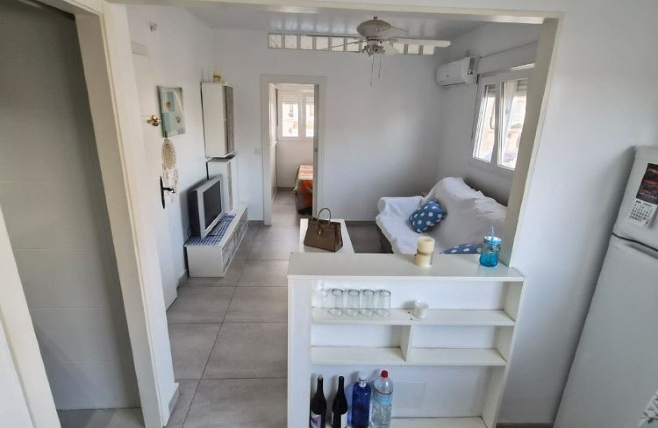 Reventa - Apartamento / piso -
Torrevieja - Torrevieja Centro