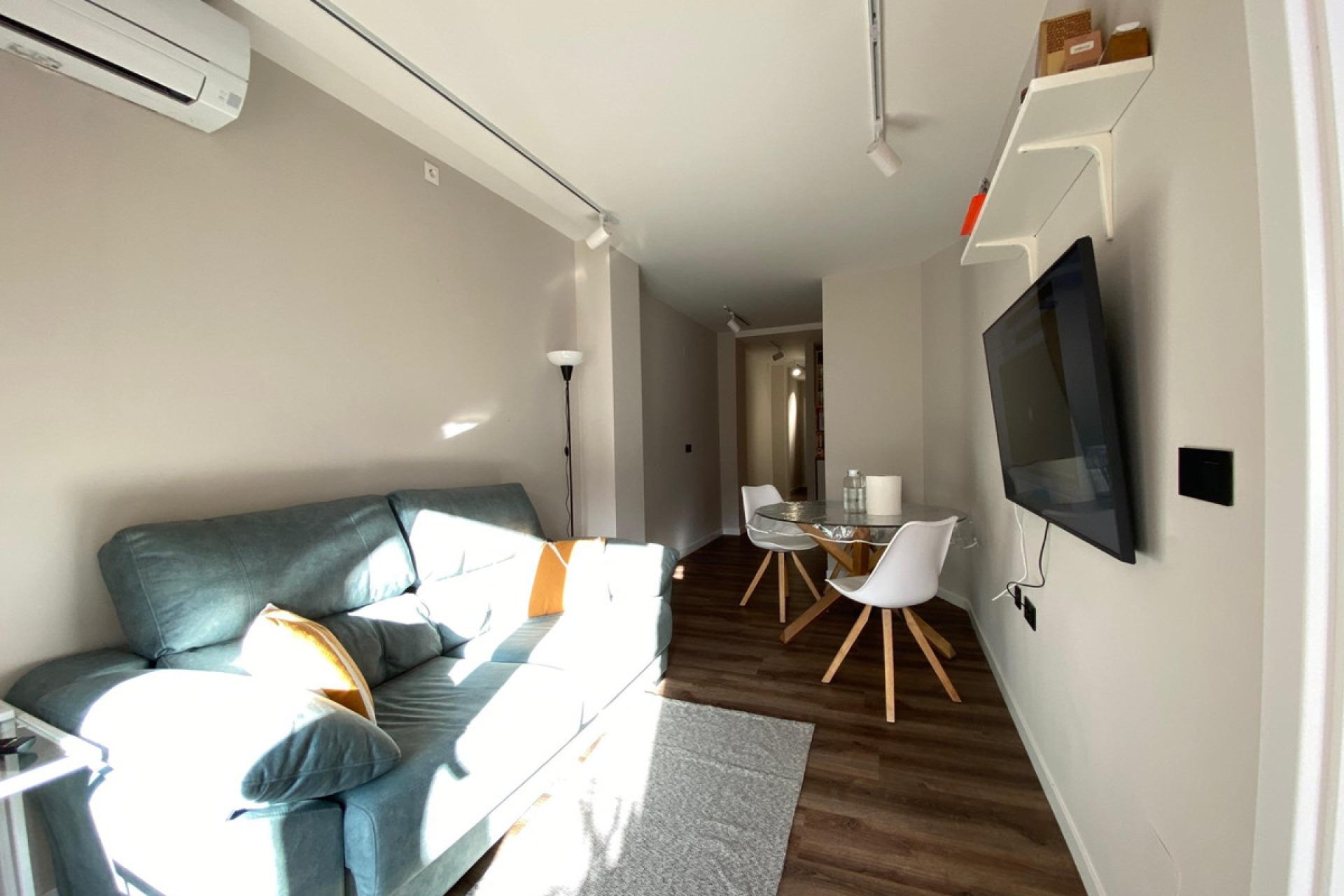 Reventa - Apartamento / piso -
Torrevieja - Torrevieja Centro