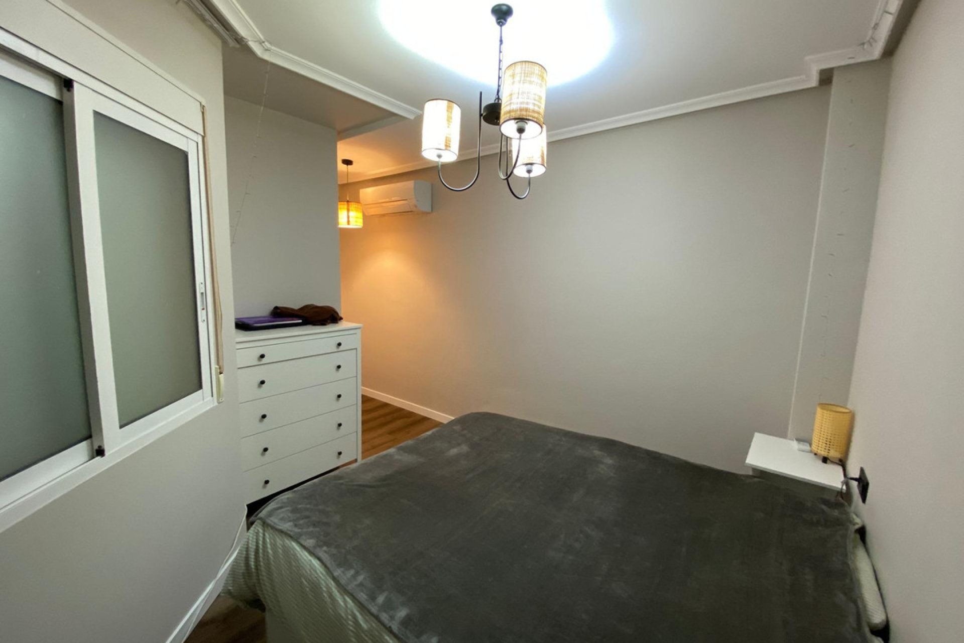 Reventa - Apartamento / piso -
Torrevieja - Torrevieja Centro