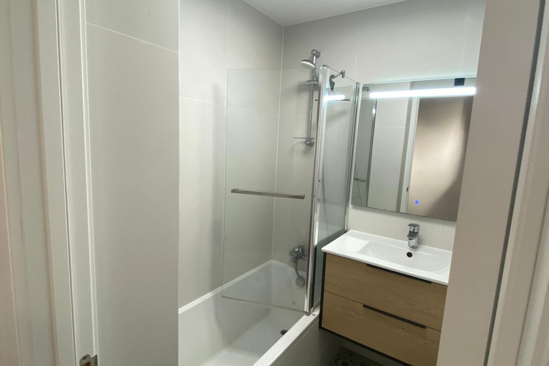 Reventa - Apartamento / piso -
Torrevieja - Torrevieja Centro