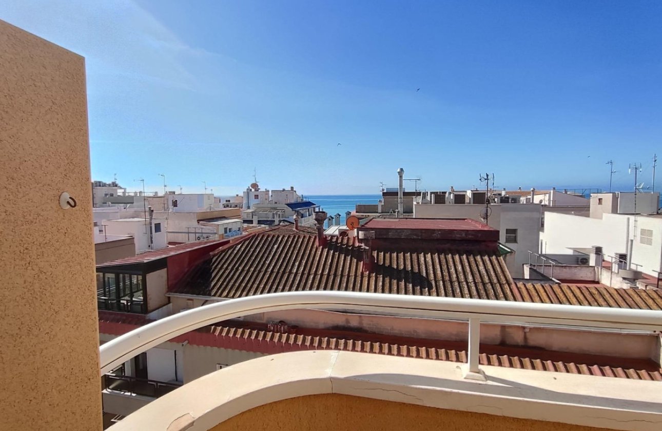 Reventa - Apartamento / piso -
Torrevieja - Torrevieja Centro