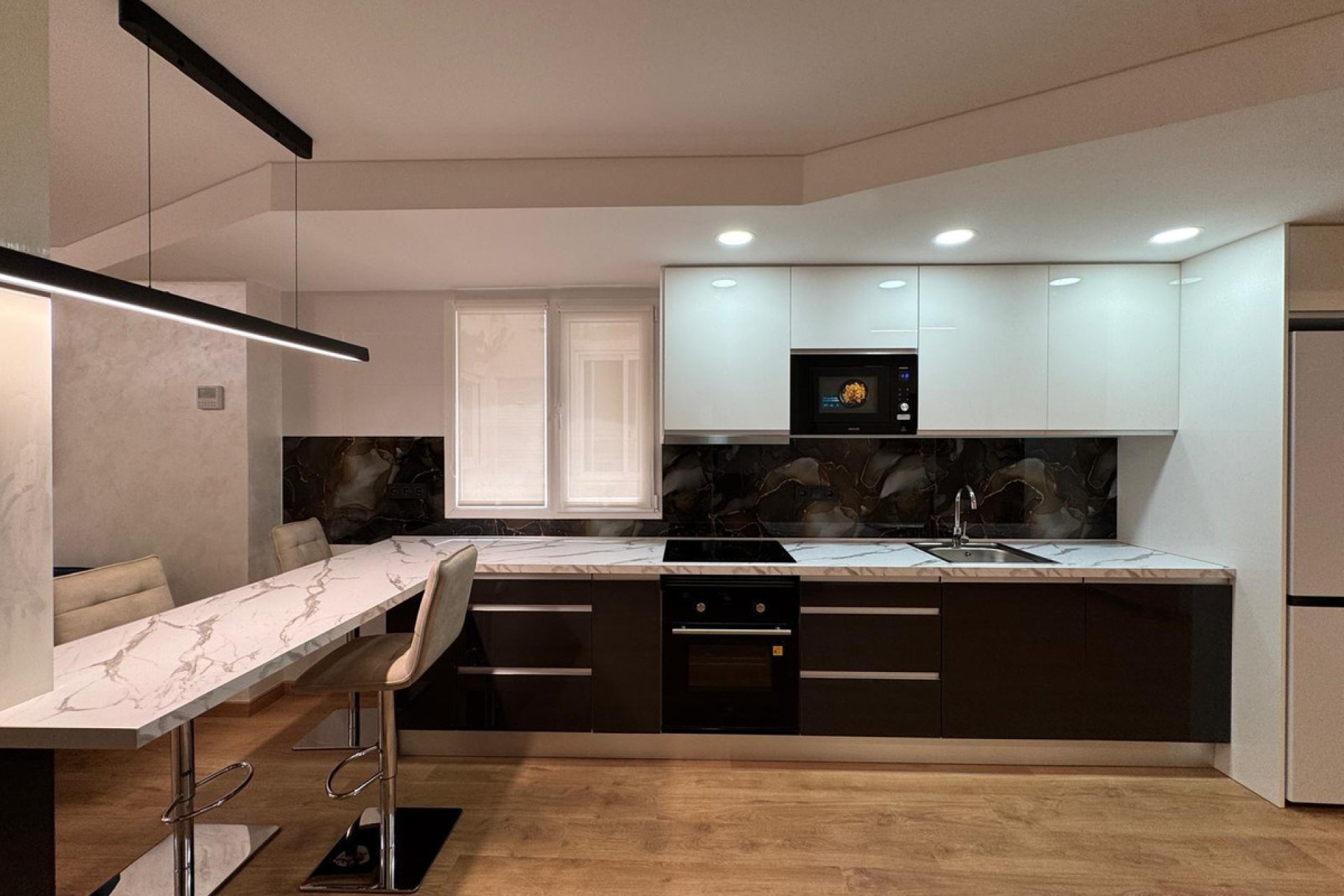 Reventa - Apartamento / piso -
Torrevieja - Torrevieja Centro